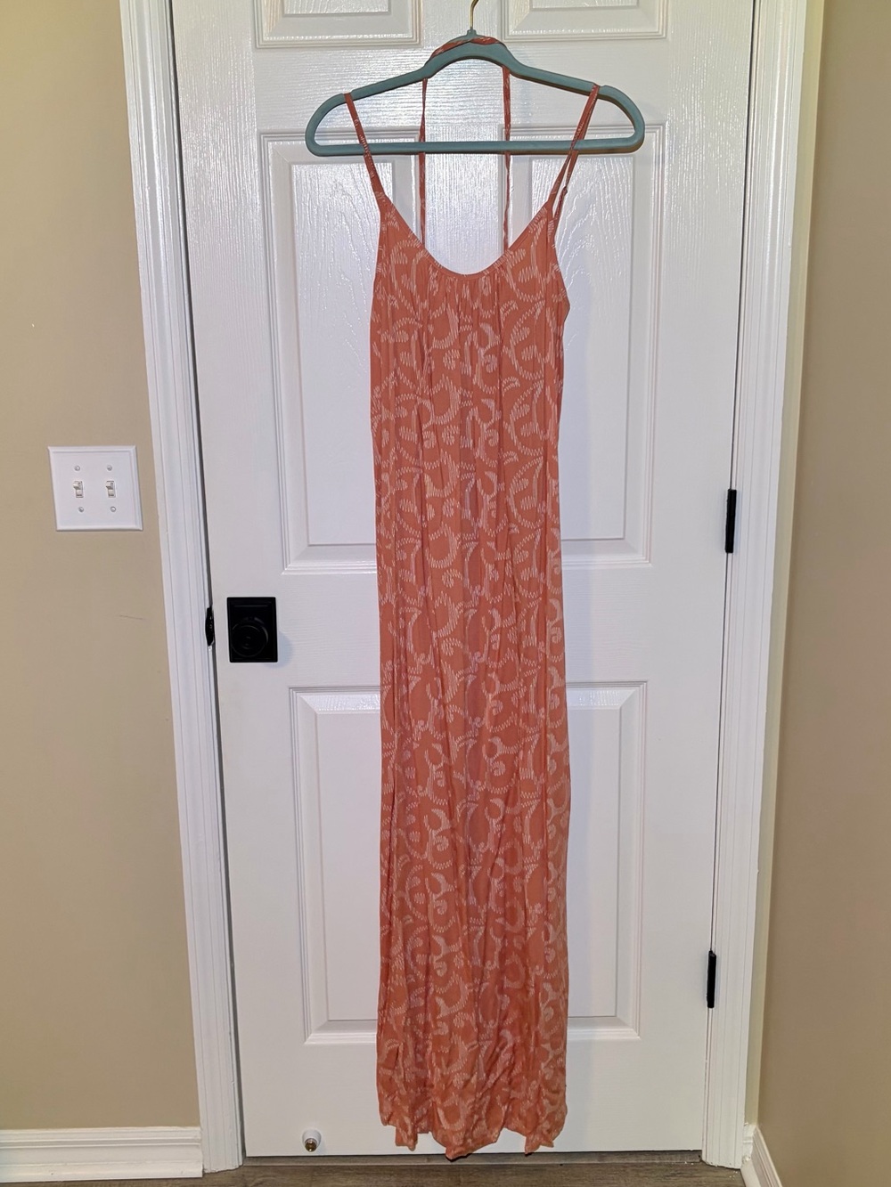 Indii Breeze Pastel Coral Patterned Spaghetti Strap Maxi Sundress. L/XL